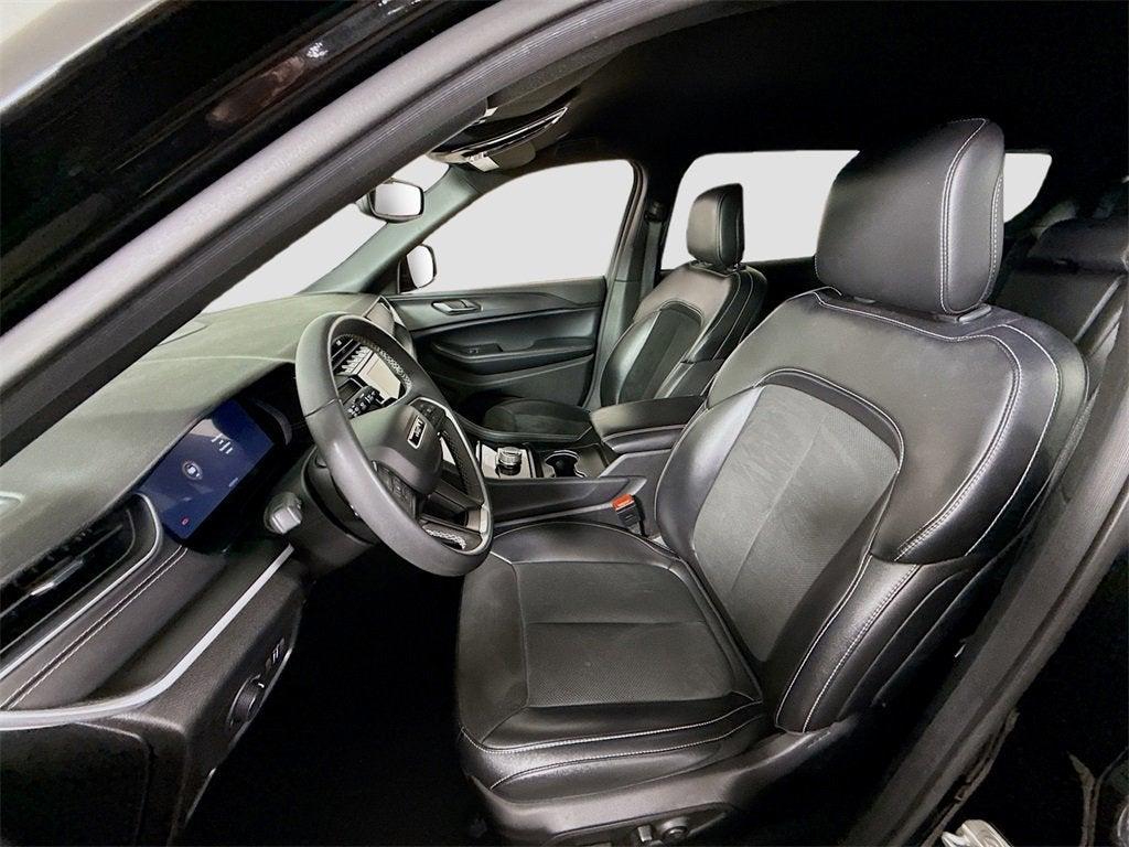 used 2024 Jeep Grand Cherokee L car, priced at $28,697