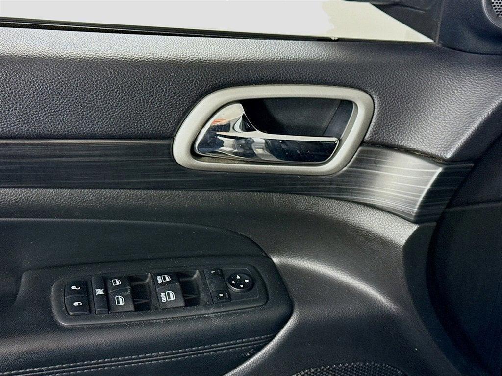 used 2019 Jeep Grand Cherokee car, priced at $16,997