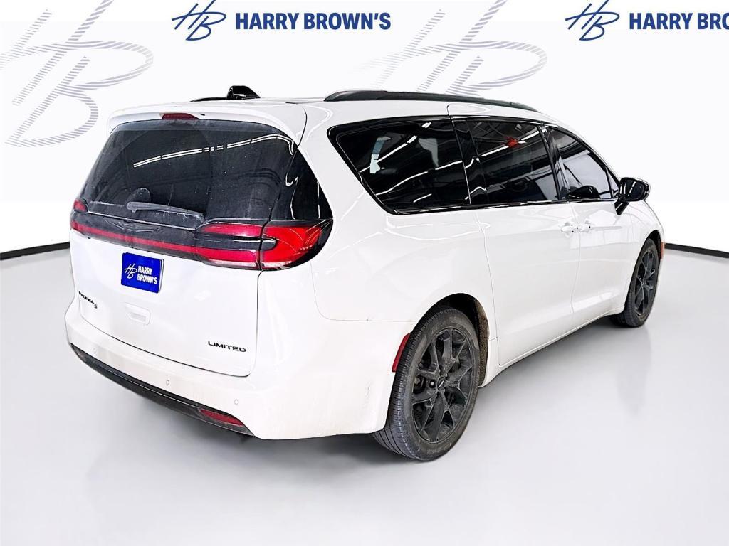 used 2025 Chrysler Pacifica car, priced at $36,497