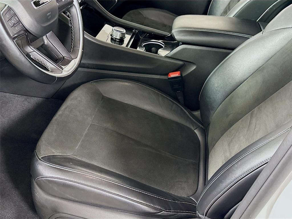 used 2022 Jeep Grand Cherokee L car, priced at $25,997