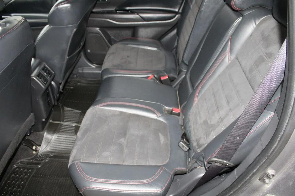 used 2020 Mitsubishi Outlander car, priced at $10,995