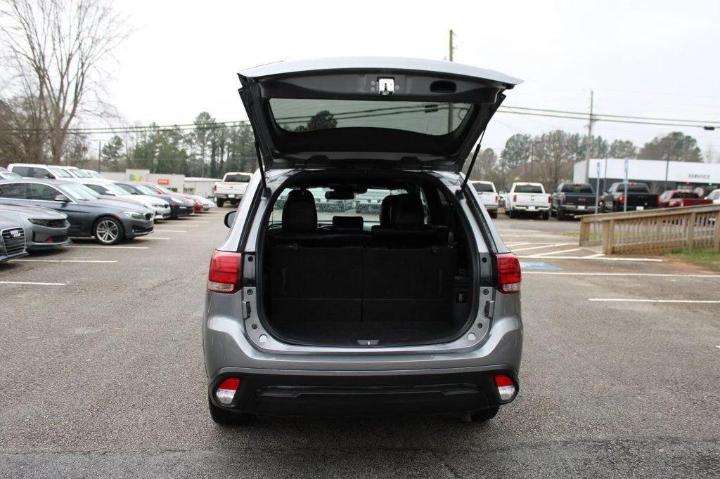 used 2020 Mitsubishi Outlander car, priced at $10,995