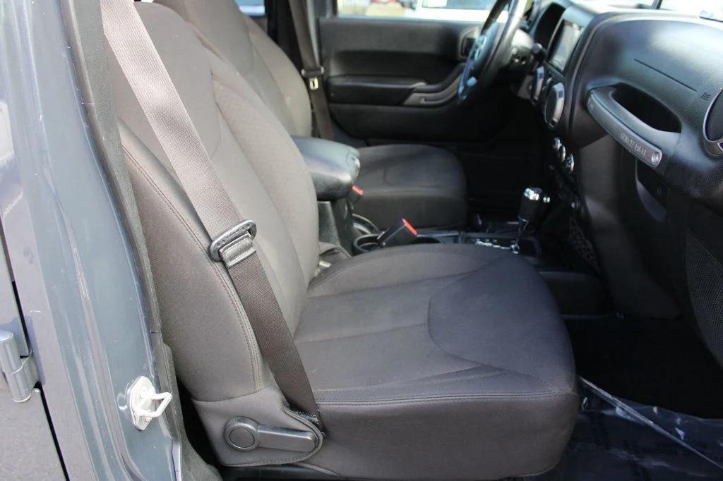 used 2016 Jeep Wrangler Unlimited car, priced at $17,695