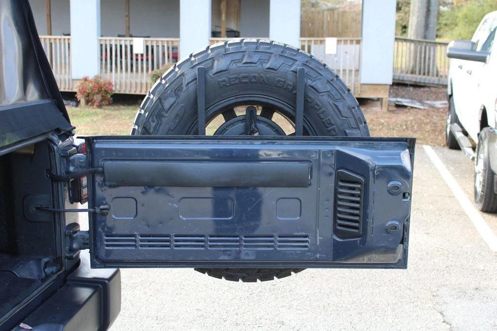 used 2016 Jeep Wrangler Unlimited car, priced at $17,695