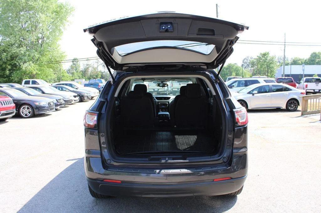 used 2017 Chevrolet Traverse car, priced at $7,795
