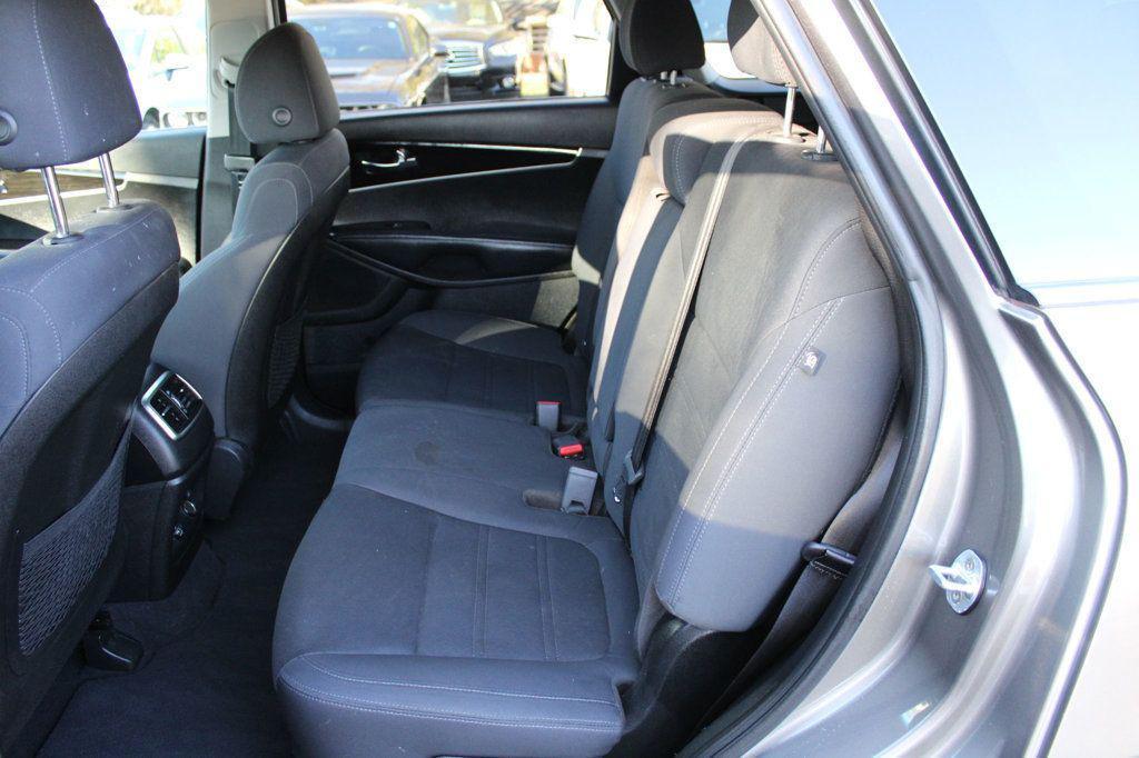 used 2019 Kia Sorento car, priced at $9,495