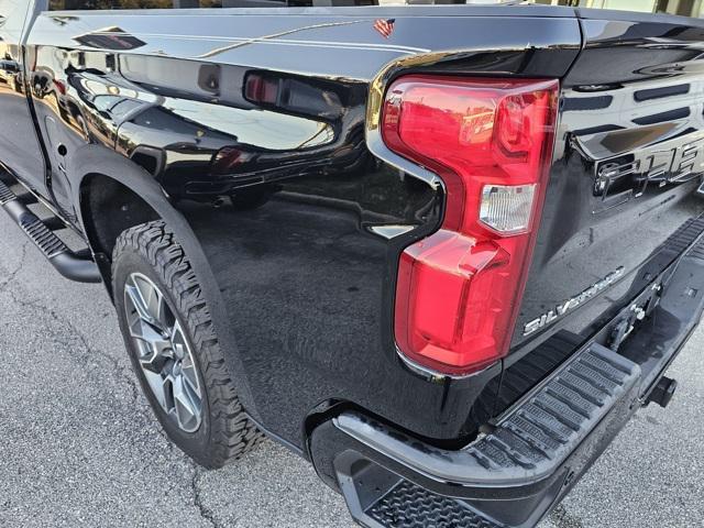 used 2023 Chevrolet Silverado 1500 car, priced at $43,997