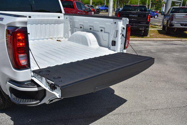 new 2025 GMC Sierra 1500 car, priced at $70,599