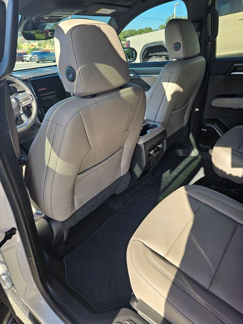 new 2026 GMC Acadia car