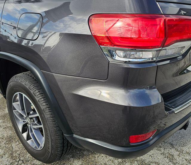 used 2017 Jeep Grand Cherokee car, priced at $13,548