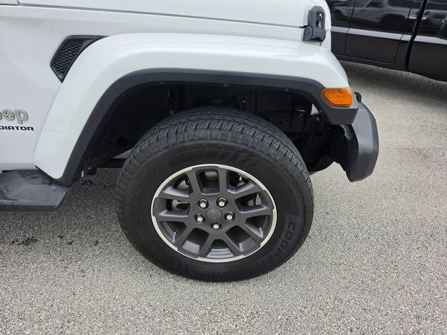 used 2020 Jeep Gladiator car, priced at $20,825