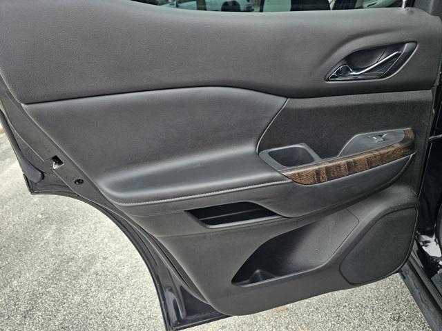 used 2021 GMC Acadia car, priced at $25,699