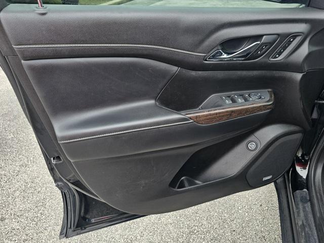 used 2021 GMC Acadia car, priced at $25,699