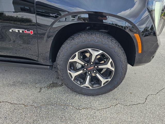 used 2025 GMC Yukon car, priced at $72,867