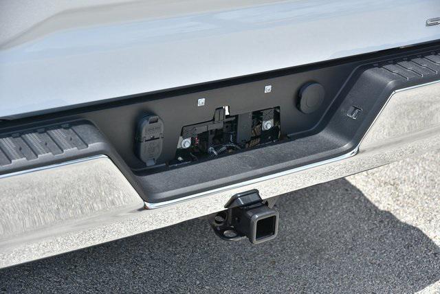 new 2025 GMC Sierra 1500 car, priced at $49,171