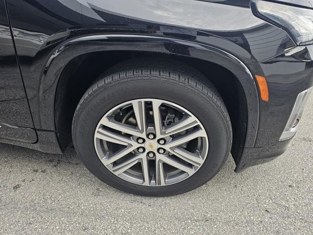 used 2023 Chevrolet Traverse car, priced at $37,617