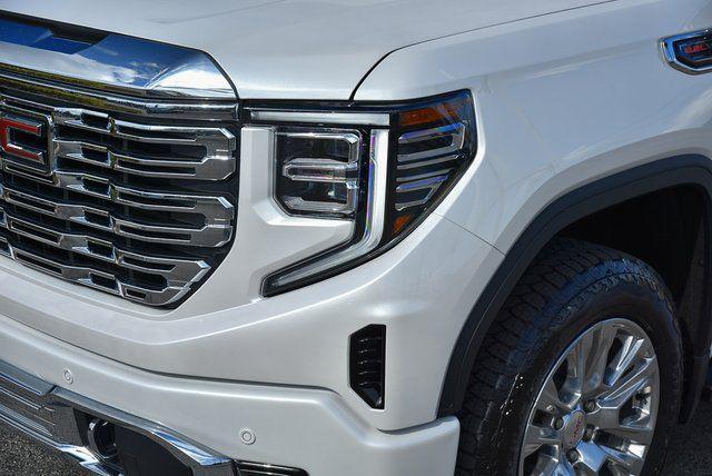new 2025 GMC Sierra 1500 car, priced at $68,611