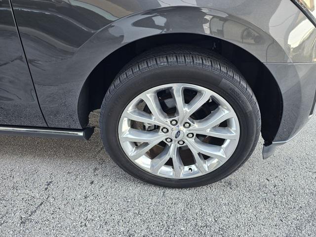 used 2019 Ford Expedition car, priced at $23,997