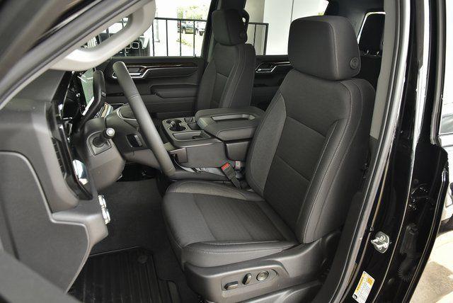 new 2025 GMC Sierra 1500 car, priced at $47,525