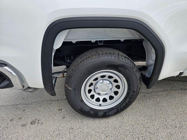 new 2026 GMC Sierra 1500 car, priced at $44,556