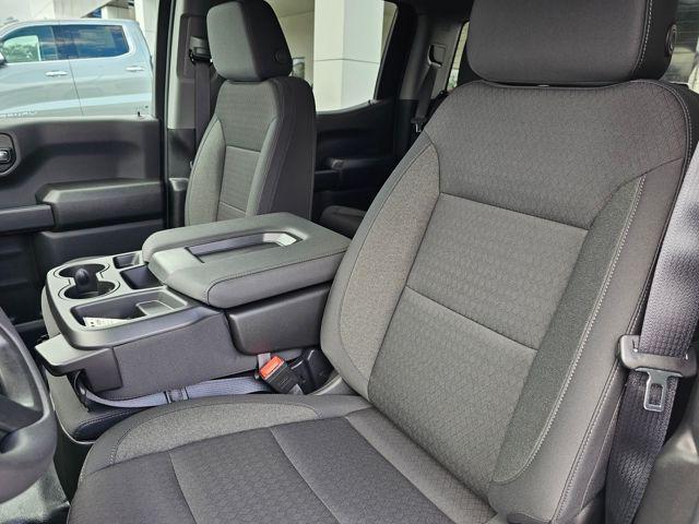 new 2026 GMC Sierra 1500 car, priced at $44,556