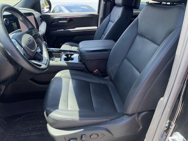 used 2025 Chevrolet Suburban car, priced at $74,677