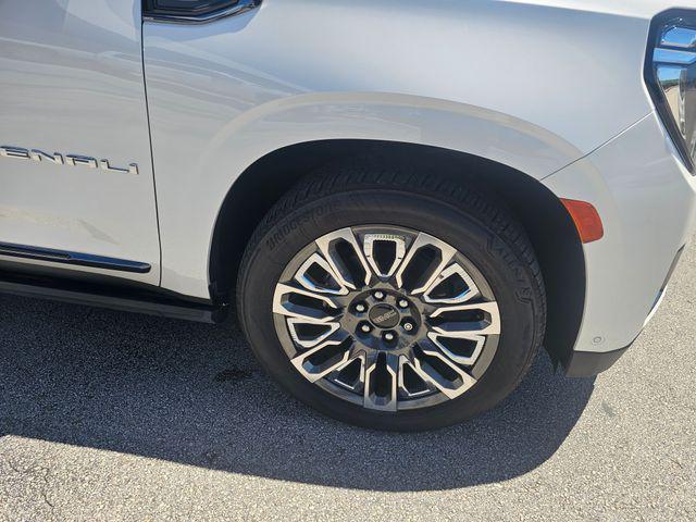 used 2023 GMC Yukon car, priced at $69,012