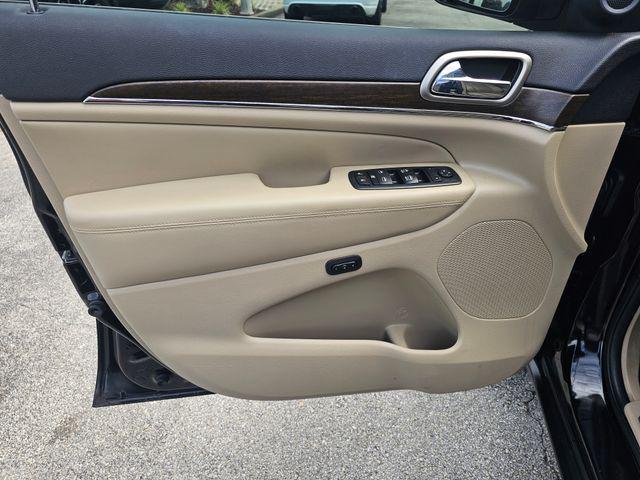 used 2017 Jeep Grand Cherokee car, priced at $15,857