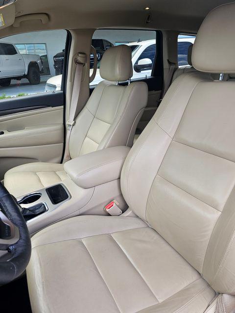 used 2017 Jeep Grand Cherokee car, priced at $15,857