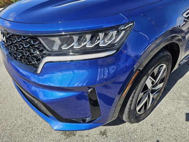used 2022 Kia Sorento car, priced at $25,480