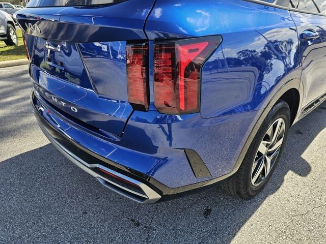 used 2022 Kia Sorento car, priced at $25,480