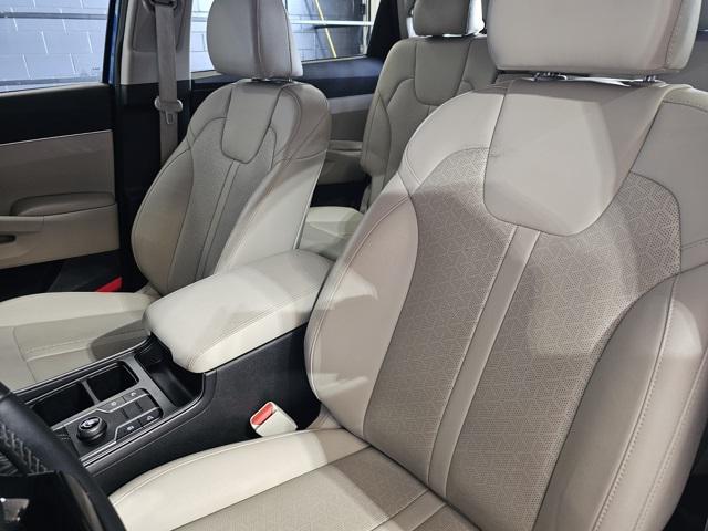 used 2022 Kia Sorento car, priced at $25,480