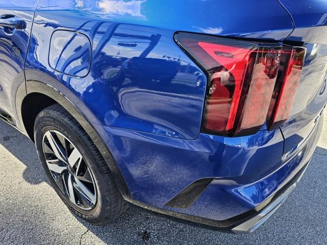 used 2022 Kia Sorento car, priced at $25,480