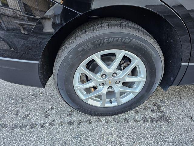 used 2024 Chevrolet Equinox car, priced at $22,977