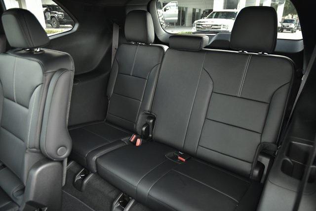 new 2026 GMC Acadia car, priced at $47,018