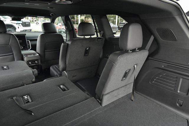 new 2026 GMC Acadia car, priced at $47,018