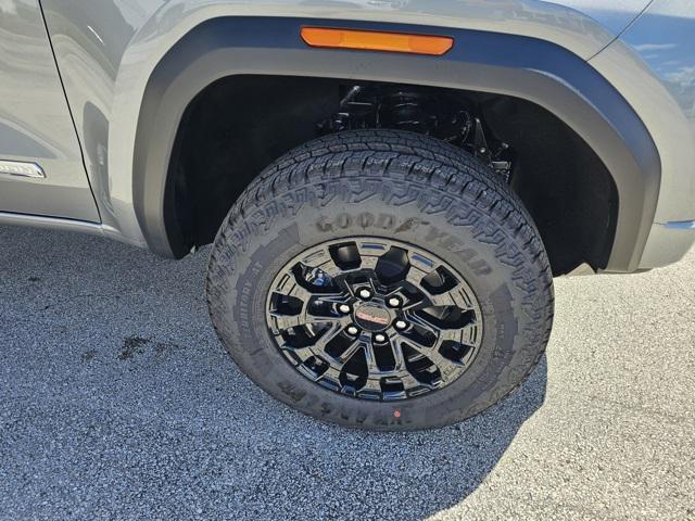 new 2026 GMC Canyon car, priced at $43,366