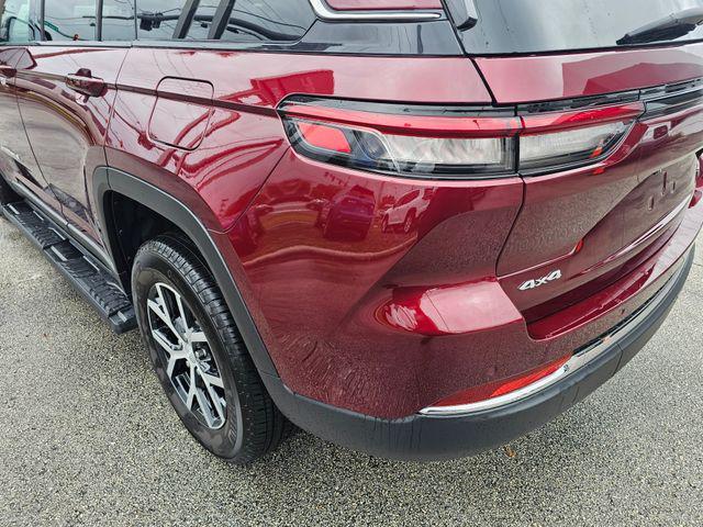 used 2025 Jeep Grand Cherokee car, priced at $38,547