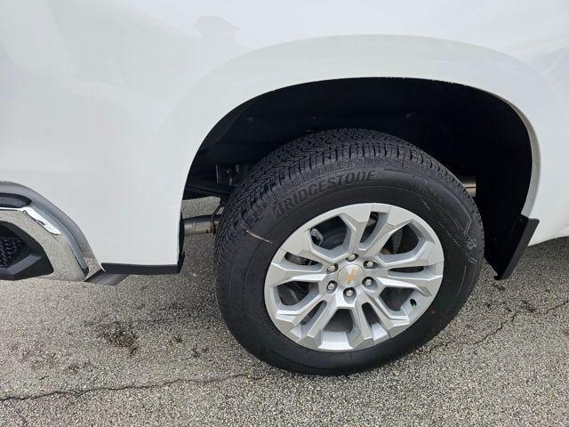 used 2025 Chevrolet Silverado 1500 car, priced at $45,489