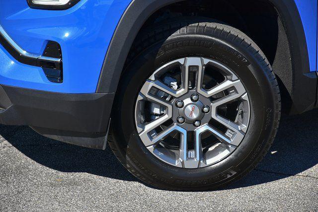 new 2025 GMC Terrain car, priced at $31,458