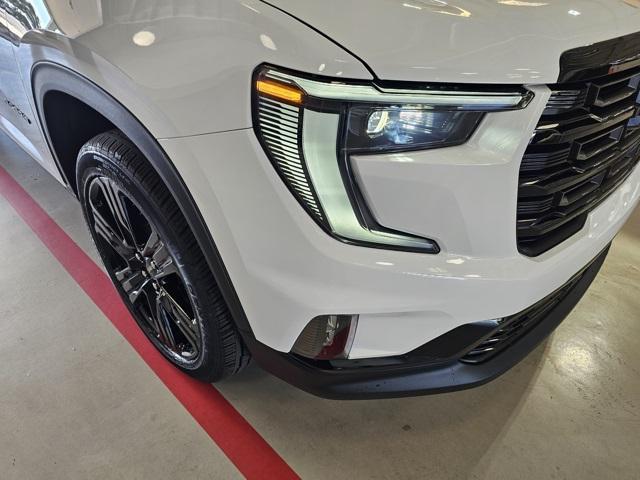 new 2026 GMC Acadia car, priced at $50,988