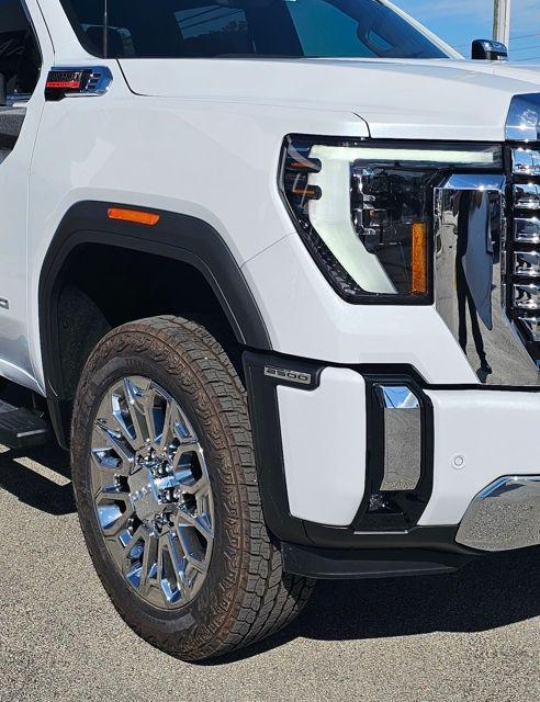 new 2026 GMC Sierra 2500 car, priced at $91,776