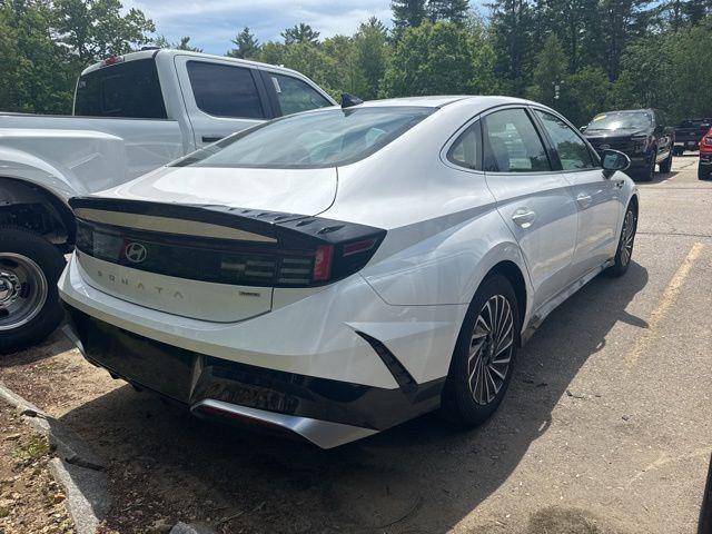 used 2025 Hyundai Sonata Hybrid car, priced at $26,342