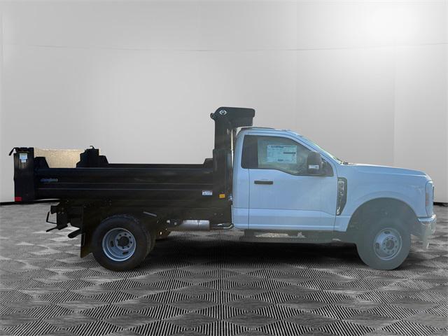 new 2025 Ford F-350 car, priced at $67,795