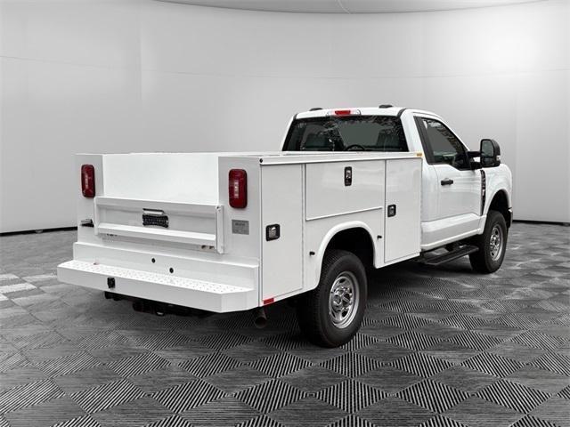 new 2025 Ford F-250 car, priced at $58,860
