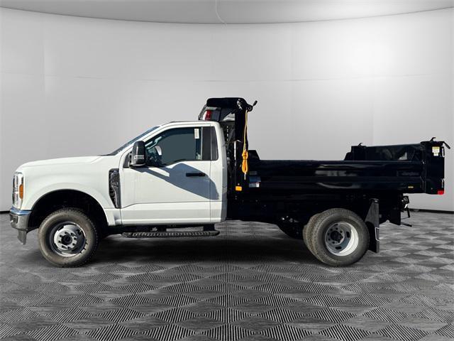 new 2025 Ford F-350 car, priced at $67,206