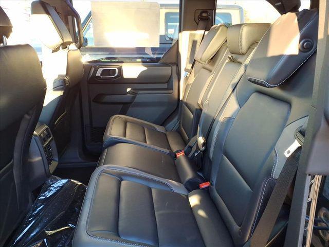 new 2025 Ford Bronco car, priced at $45,117