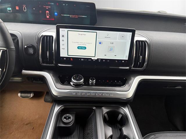 new 2025 Ford Expedition car, priced at $84,185