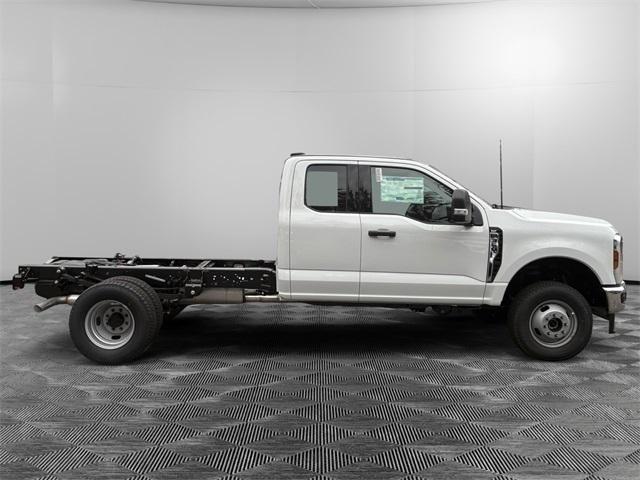 new 2026 Ford F-350 car, priced at $63,530