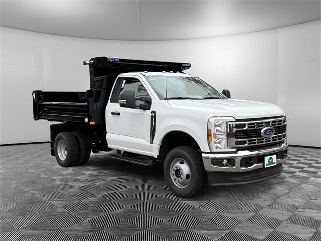 new 2025 Ford F-350 car, priced at $67,206